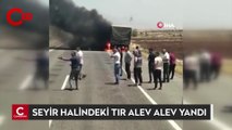 Şırnak’ta seyir halindeki tır alevlere teslim oldu