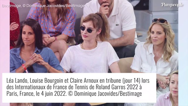 Denitsa Ikonomova sublime au naturel, près de François Alu et Karine Le Marchand à Roland-Garros