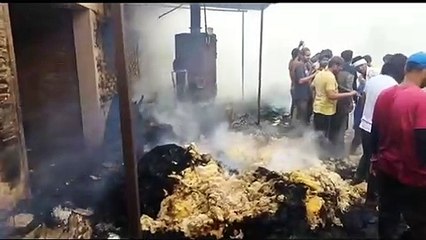 टोंक के बहीर में नमदा फैक्ट्री में लगी आग