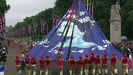 Mischievous Prince Louis Can't Contain Himself During Jubilee Pageant