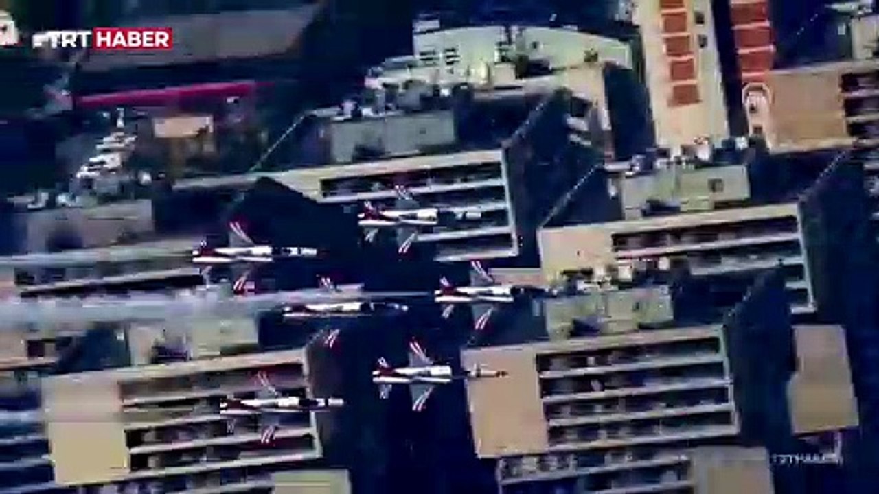 Türk Yıldızları'nın gösterisi AKINCI TİHA'nın kamerasında