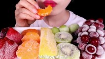 ASMR FROZEN FRUITS 얼린과일 STRAWBERRY, GRAPE, KIWI, PINEAPPLE, BLACKBERRY etc. EATING SOUNDS MUKBANG 먹방 (1)