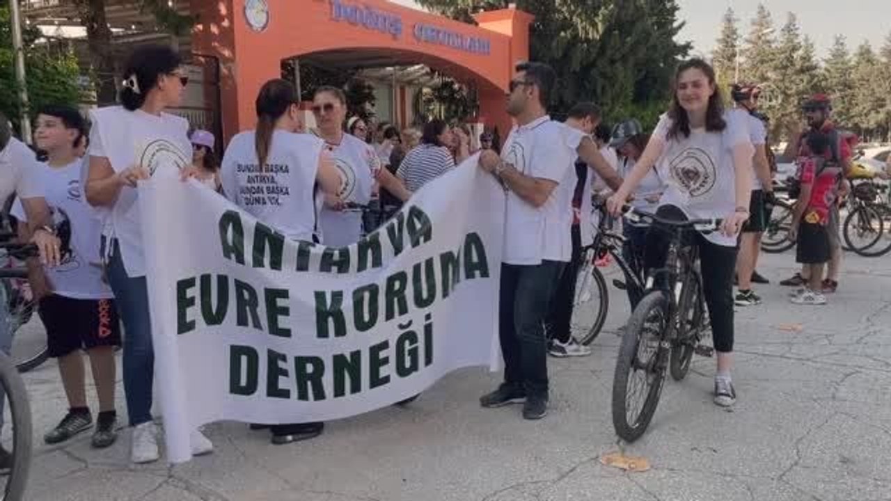 "Çevre dostu bir yaşam" sloganıyla bisiklet turu gerçekleştirildi