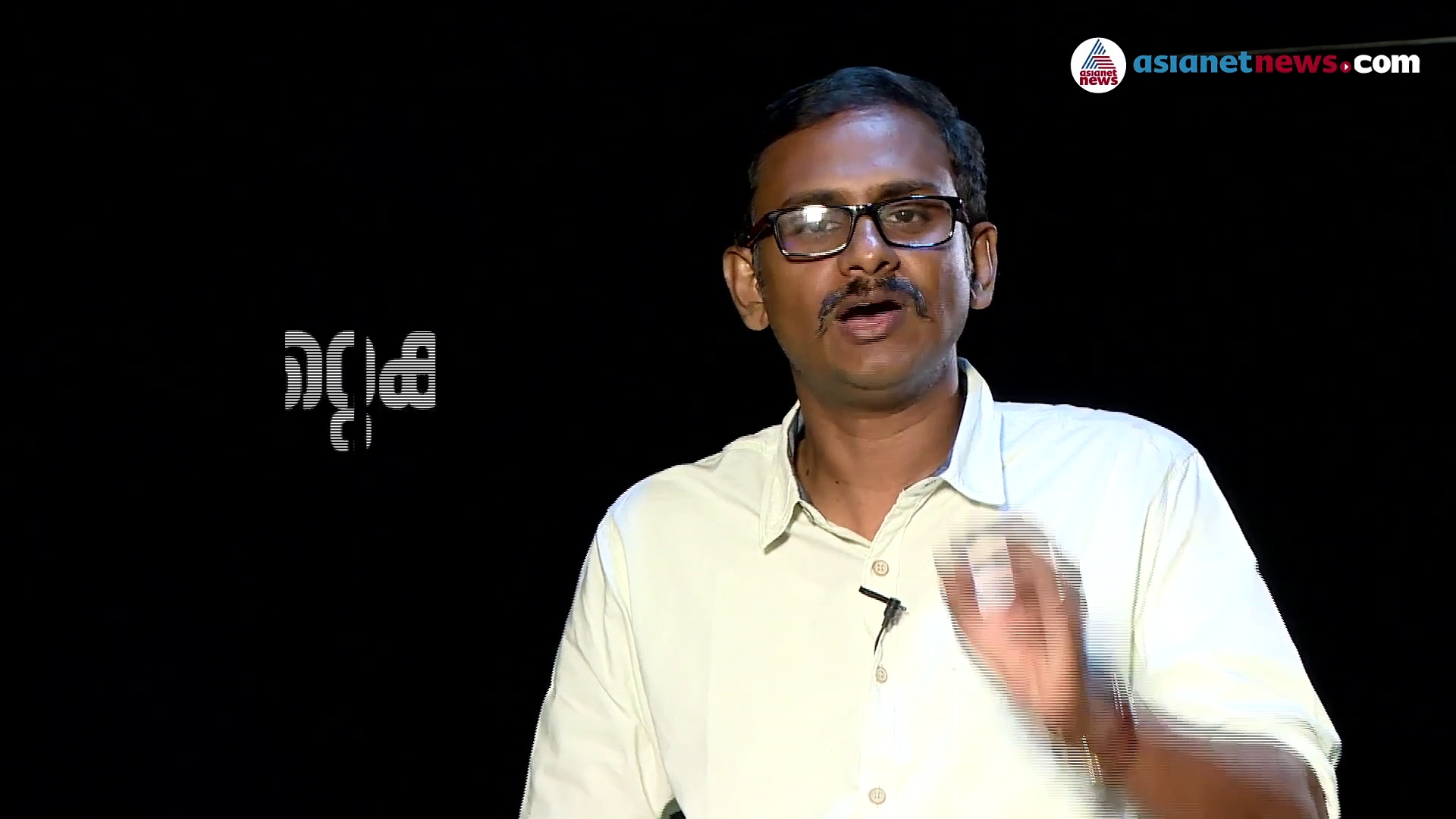 സ്രാവുകൾക്കൊപ്പം നീന്താൻ ജേക്കബ് തോമസ് രാഷ്ട്രീയത്തിലിറങ്ങുകയാണ്. മുൻ വിജിലൻസ് ഡിജിപി തെരഞ്ഞെടുപ്പ് ഗോദയിലിറങ്ങുമ്പോൾ ആരോക്കെ പേടിക്കണം..