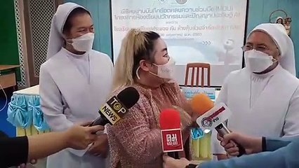 เสียง   เซอร์ชองตาล ตรีว่าอุดม ผู้อำนวยการโรงเรียนเซนต์โยเซฟระยอง