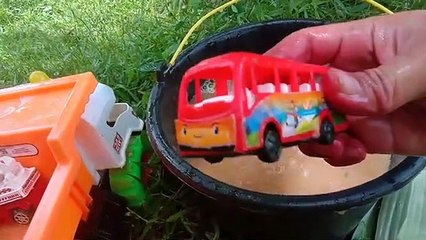 mobil mainan, mencuci mainan, mobil pemadam, mobil bus tayoo, pesawat, hero, senapa, buaya