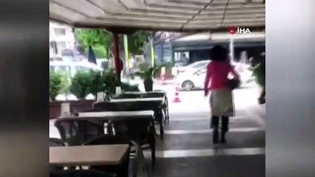 Adana'da telefonunu çaldıran kadın polise hakaret yağdırdı!