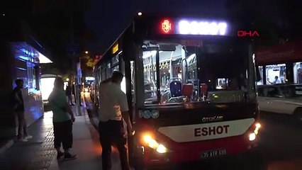 Yolcuların içinde olduğu belediye otobüsüne mermi isabet etti