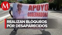 Habitantes de Guerrero realizan dos bloqueos por desaparecidos