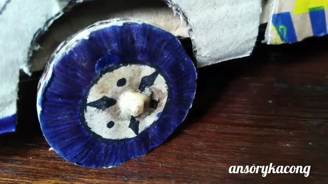 Miniatur truk dari kardus bekas _ SCANIA