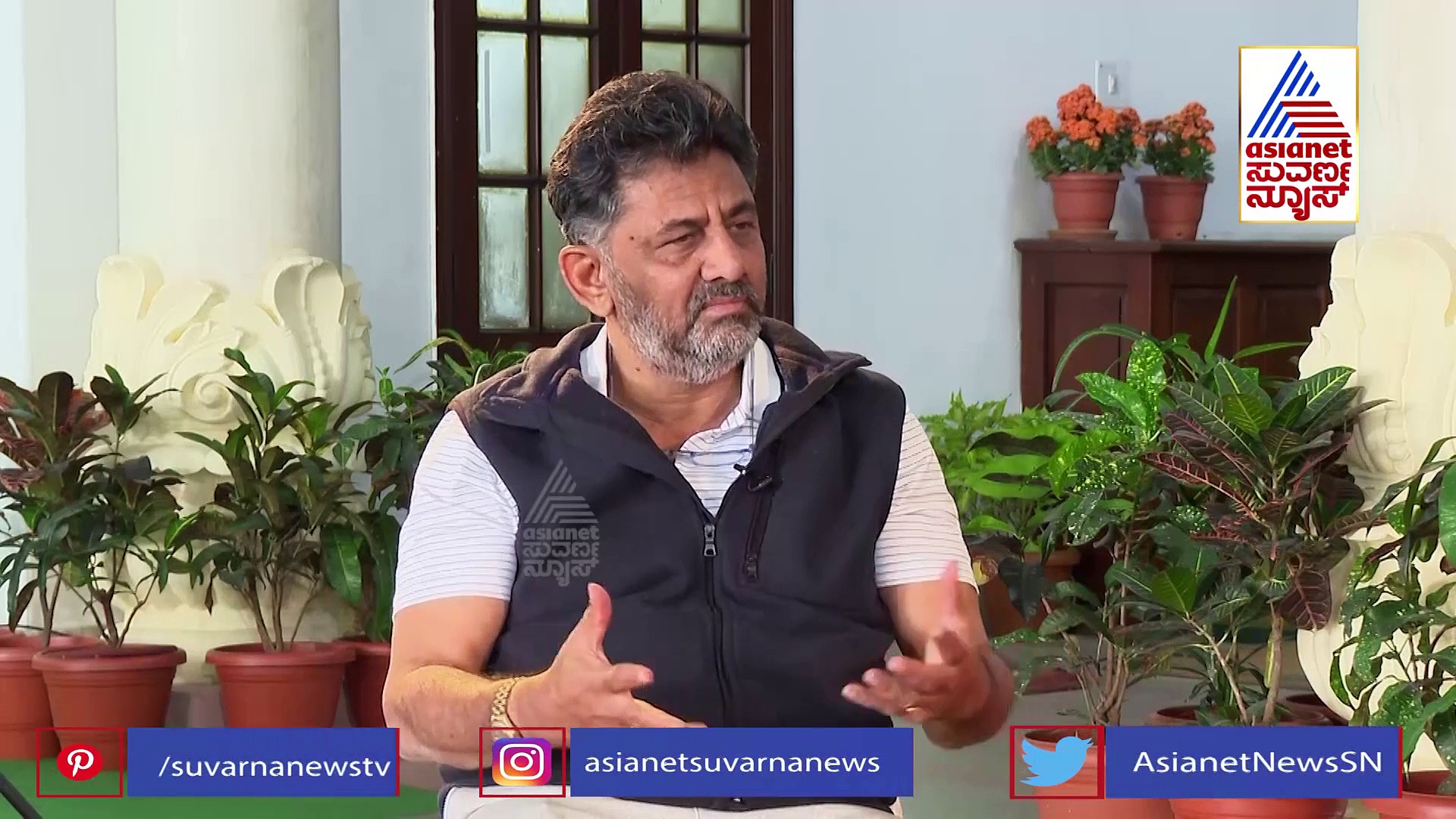 Exclusive ಶಿವಕುಮಾರ್ ದೇಶ ಭಕ್ತ, ಈಶ್ವರಪ್ಪ ರಾಷ್ಟ್ರದ್ರೋಹಿ,ಸುವರ್ಣನ್ಯೂಸ್ ವಿಶೇಷ ಸಂದರ್ಶನದಲ್ಲಿ ಡಿಕೆಶಿ ಸ್ಫೋಟಕ ಮಾತು!