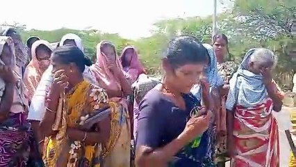 ஆதிதிராவிடர் சுடுகாடு அருகே குப்பை கொட்டும் அதிராம்பட்டினம் நகராட்சி...