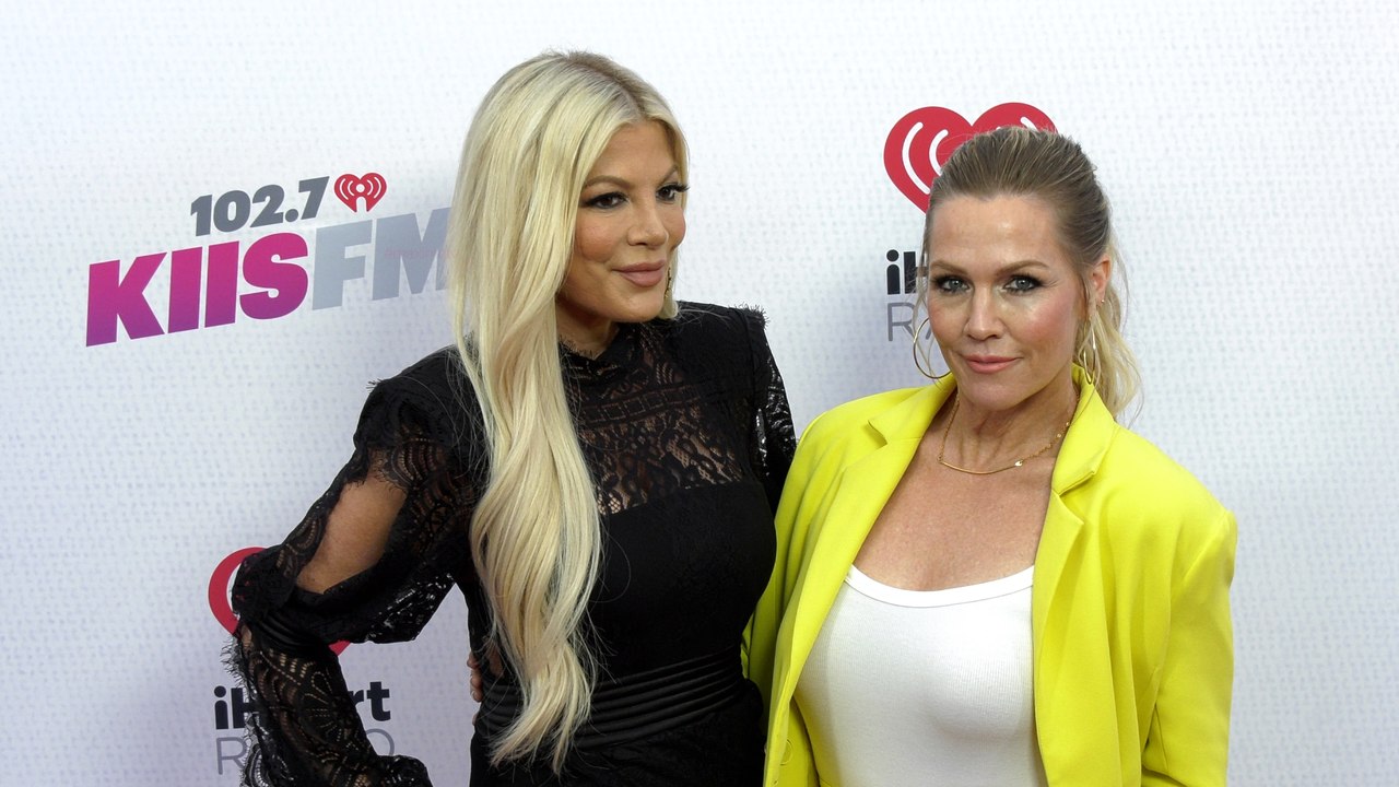 Tori Spelling and Jennie Garth 2022 iHeartRadio's KIIS FM Wango Tango Pink Carpet