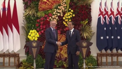 Mandatario australiano visita Indonesia en su primer viaje internacional