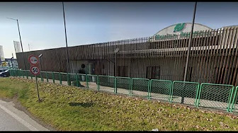 Video Malore improvviso alla guida, camionista sbatte contro la recinzione dell'azienda Florian Legno di R