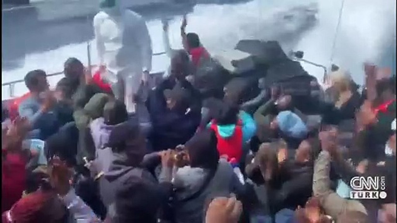 Atina'da yeni kriz senaryosu: ‘Ya sığınmacılar yine Kardak’a çıkarsa?’