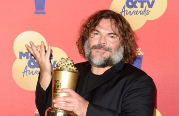 Download Video: Jack Black quipped he needed a 'blast of oxygen' as he won the Comedic Genius at the MTV Movie and TV Awards