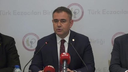 Eczacılar Birliği Başkanı Üney'den Fiyat Kararnamesi Tepkisi: "Eczacılarımızın Hepsinin Sabrı Tükenmiştir. Bıçak Kemiğe Çoktan Dayanmıştır"