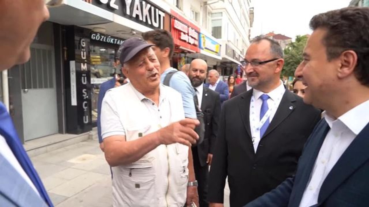 Bolulu Yurttaştan Cumhurbaşkanı Erdoğan'a: "Biz Baş Tacı Yaptık, Reisicumhur Yaptık, Adam Bize Hakaret Ediyor"