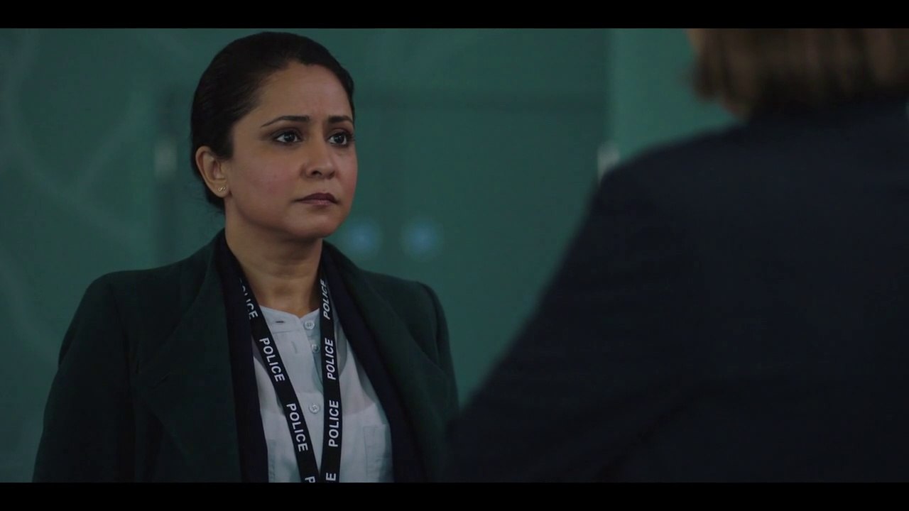 DI Ray 2022 S01E01