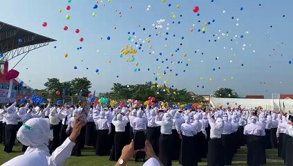 Pelepasan balon guru P3K