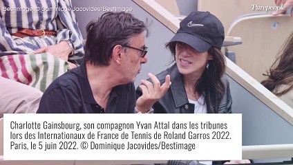Charlotte Gainsbourg et Yvan Attal, l'amour en toute simplicité à Roland-Garros