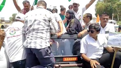 Gujrat news : इन सैनिकों का हल्लाबोल, निकाली सैनिक सम्मान यात्रा