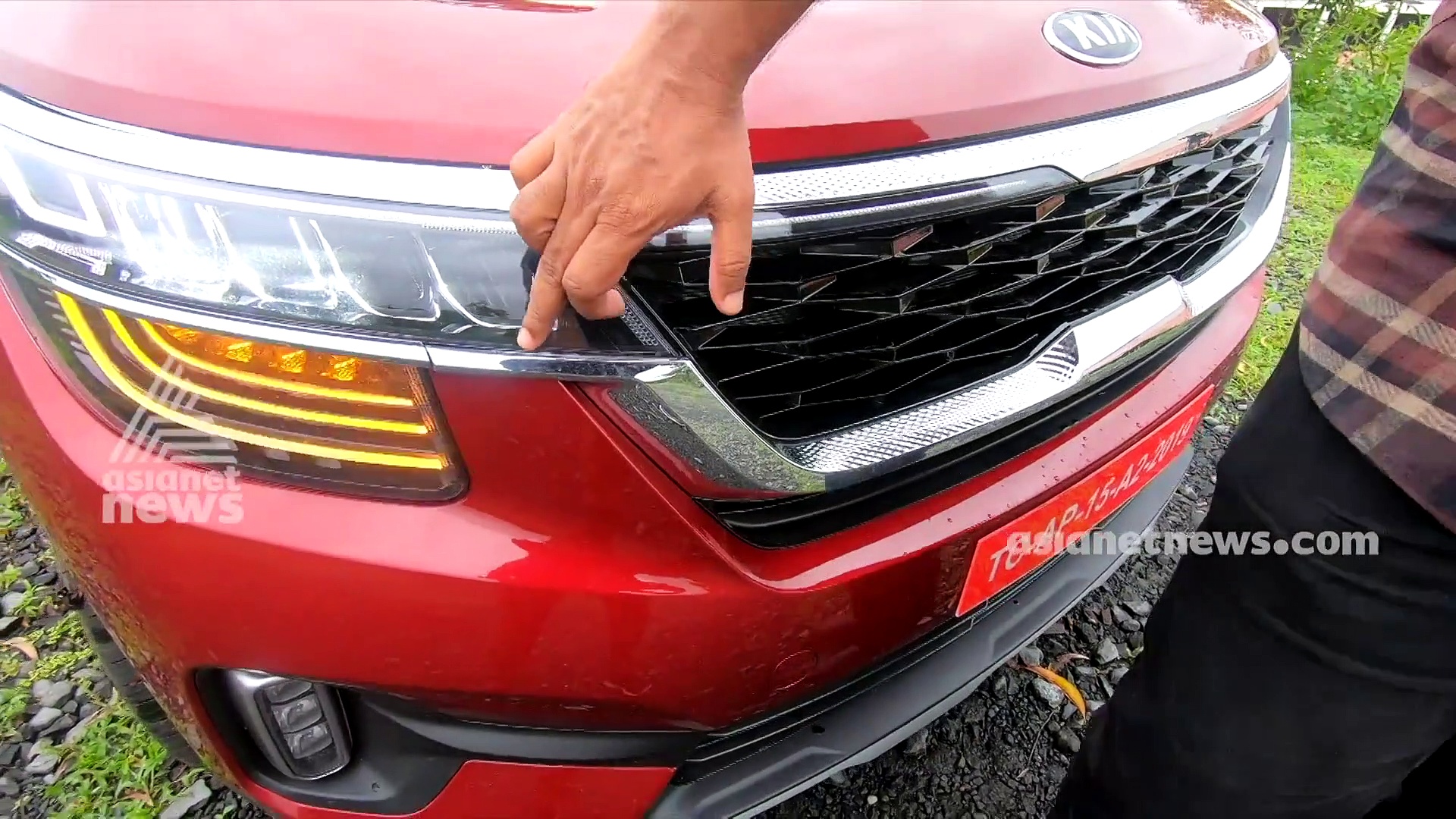 ദക്ഷിണ കൊറിയന്‍ വാഹന നിര്‍മ്മാതാക്കളായ കിയ ഇന്ത്യയിലേക്ക്. ആദ്യ വാഹനം സെല്‍റ്റോസിന്‍റെ വിശേഷങ്ങള്‍