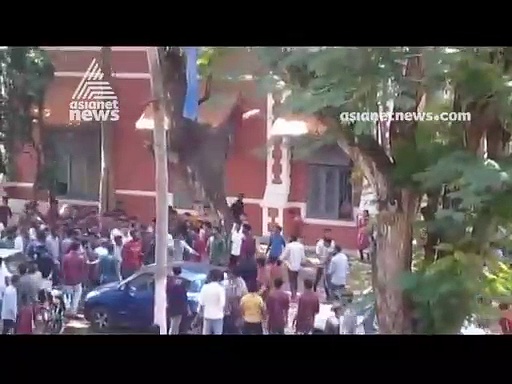 അഖിലിന് കുത്തേറ്റ ദിവസം യൂണിവേഴ്‌സിറ്റി കോളേജില്‍ നടന്നത്; ദൃശ്യങ്ങള്‍