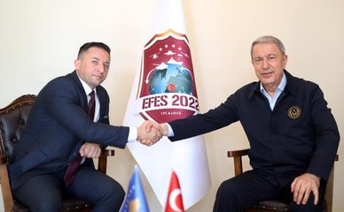 Bakan Akar, Kazakistan Genelkurmay Başkanı Khusayinov'u kabul etti
