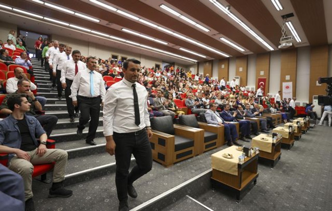 Ankara Adliyesi Türk Halk Müziği Topluluğundan "Baharın Sesi" konseri