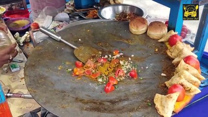 चटपटी चाट। CHATPATI CHAAT  SPICY  SAMOSA & MUTTER CHAAT  INDIAN STREET CHEF  @ RS. 20- ONLY