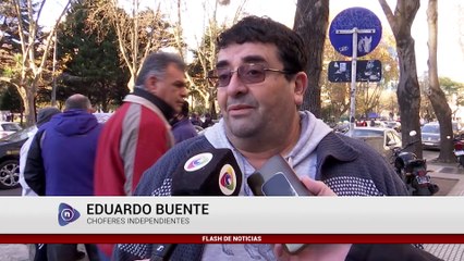 Paro y movilización de taxis