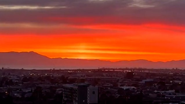 Stunning sunrises and sunsets across the US