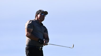 Phil Mickelson Officially Joins LIV Tournament