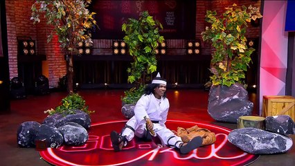 LUAR BIASA ORANG INI BISA KENTUT KAPAN SAJA DENGAN NADA UNIK