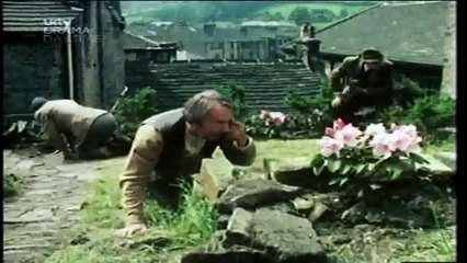 Last Of The Summer Wine (Claasic Comedy)  S01E06 - Hail Smiling Morn or Thereabouts