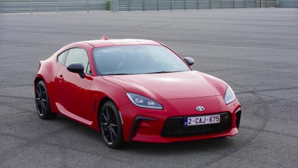 2022 Toyota GR86 Trailer