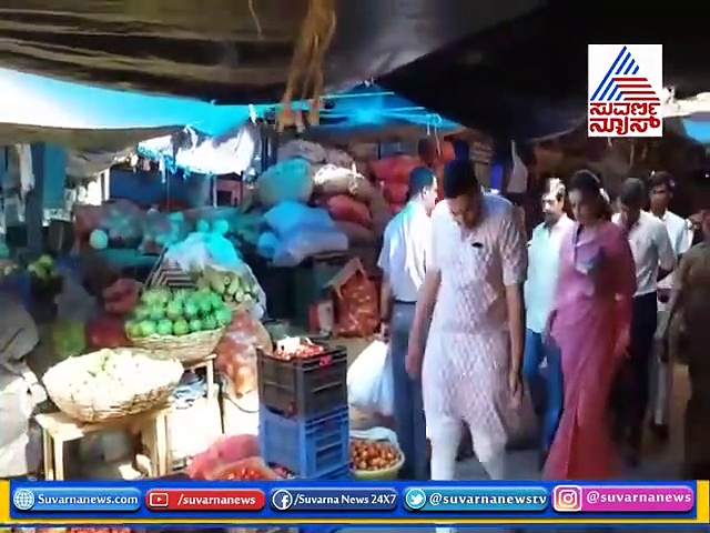 ಸಾಮಾನ್ಯರಂತೆ ಪತ್ನಿಯೊಂದಿಗೆ ಮಾರ್ಕೆಟ್ ಗೆ ಹೋಗಿ ಹಣ್ಣು-ತರಕಾರಿ ಕೊಂಡ ಮಹಾರಾಜ