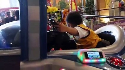 Menjadi pilot naik pesawat mainan Trans Mall Cempaka Putih