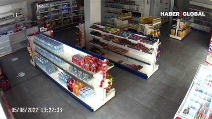 Akaryakıt istasyonunu oyuncak tabancayla soydu