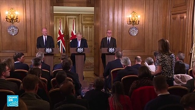 جونسون ينجو من تصويت على حجب الثقة داخل حزب المحافظين