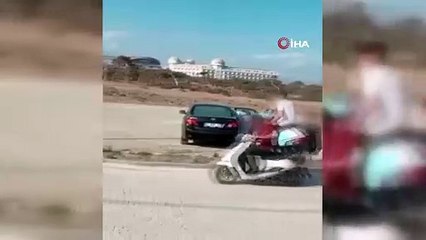 Motosiklet üzerindeki motosikletli ile ölüme meydan okudular
