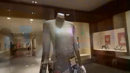 El Met de Nueva York acoge una exposición sobre la transformación de la moda del kimono en Japón