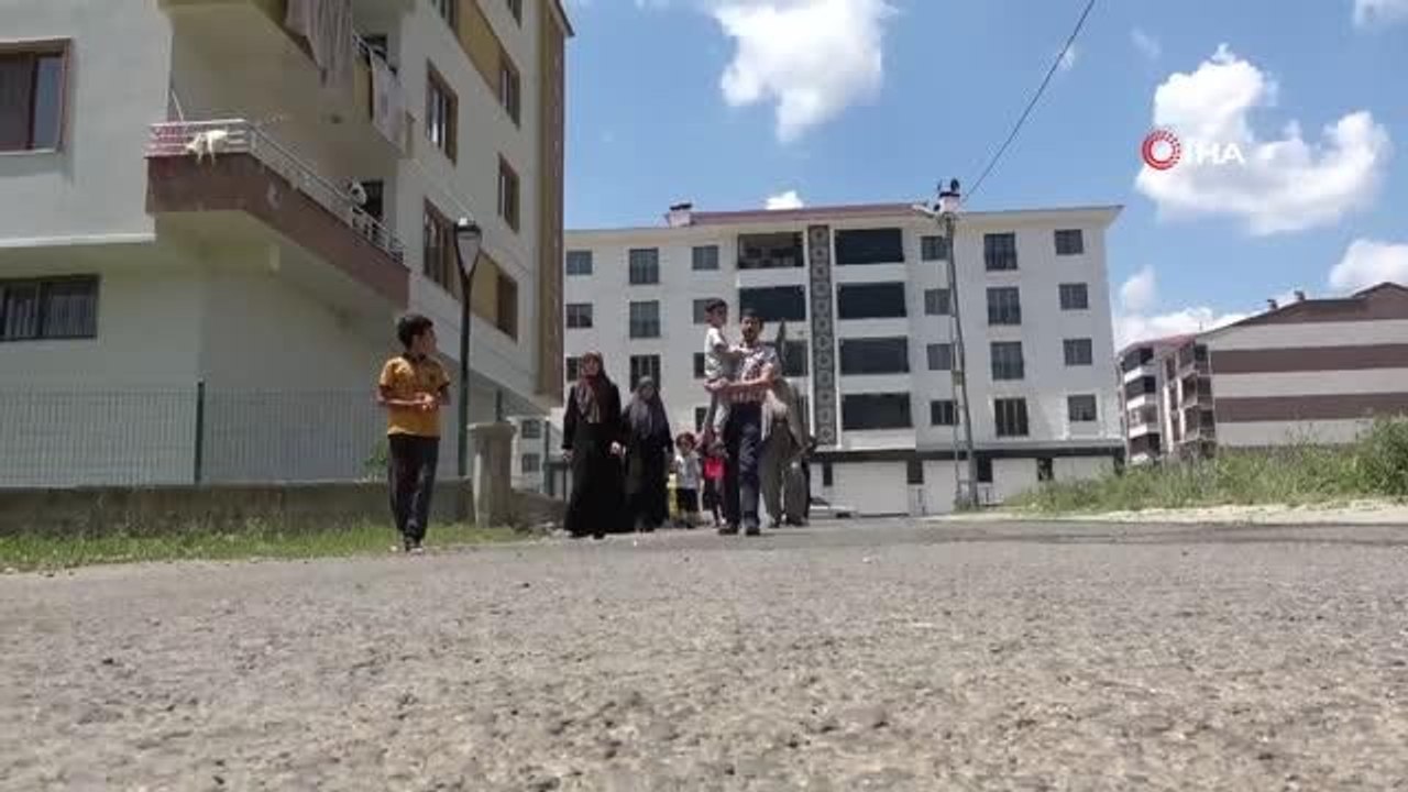 Bingöl'de 6 yaşındaki çocuk köpeklerin saldırısına uğradı