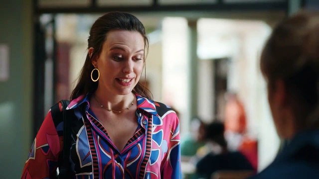 Plus belle la vie : [Indiscrétion] - Elisa menace Barbara !