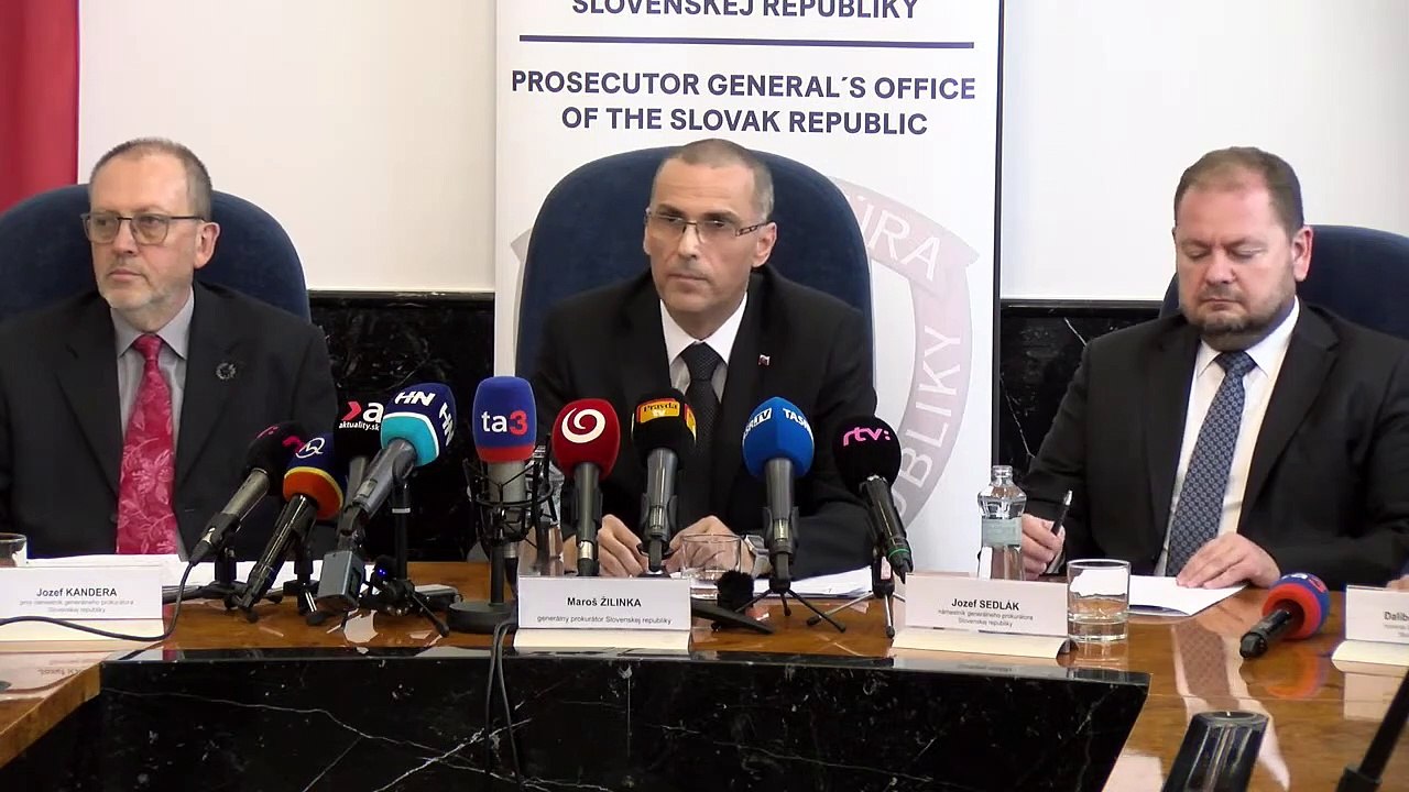 ZÁZNAM: Guvernérovi NBS P. Kažimírovi zrušili obvinenie