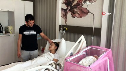 Taksi içinde dünyaya geldi: Antalya bu olayı konuşuyor