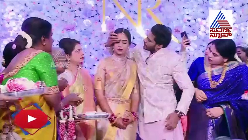 ನಿಖಿಲ್ ಕುಮಾರಸ್ವಾಮಿ ಪತ್ನಿಗೆ ಕೊಟ್ರು ಸರ್ಪ್ರೈಸ್‌ ಬರ್ತಡೇ ಗಿಫ್ಟ್‌! ಏನದು?