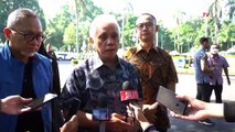 Tangis Ridwan Kamil di Pelukan Hatta Rajasa & Zulkifli Hasan, Berduka Atas Meninggalnya Eril